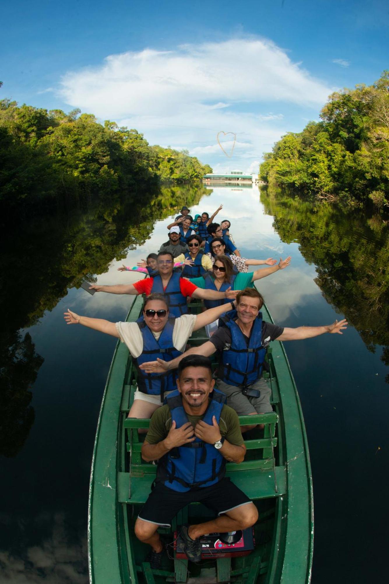 Uiara Amazon Resort มาเนาส์ ภายนอก รูปภาพ