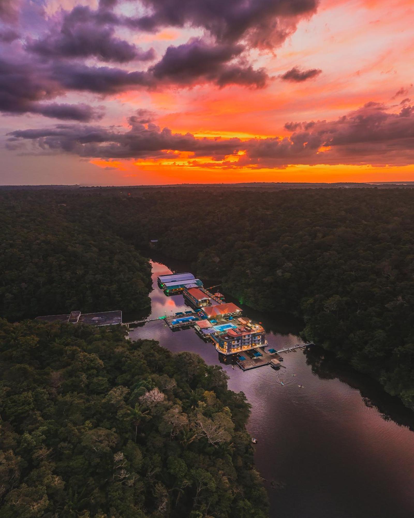 Uiara Amazon Resort มาเนาส์ ภายนอก รูปภาพ