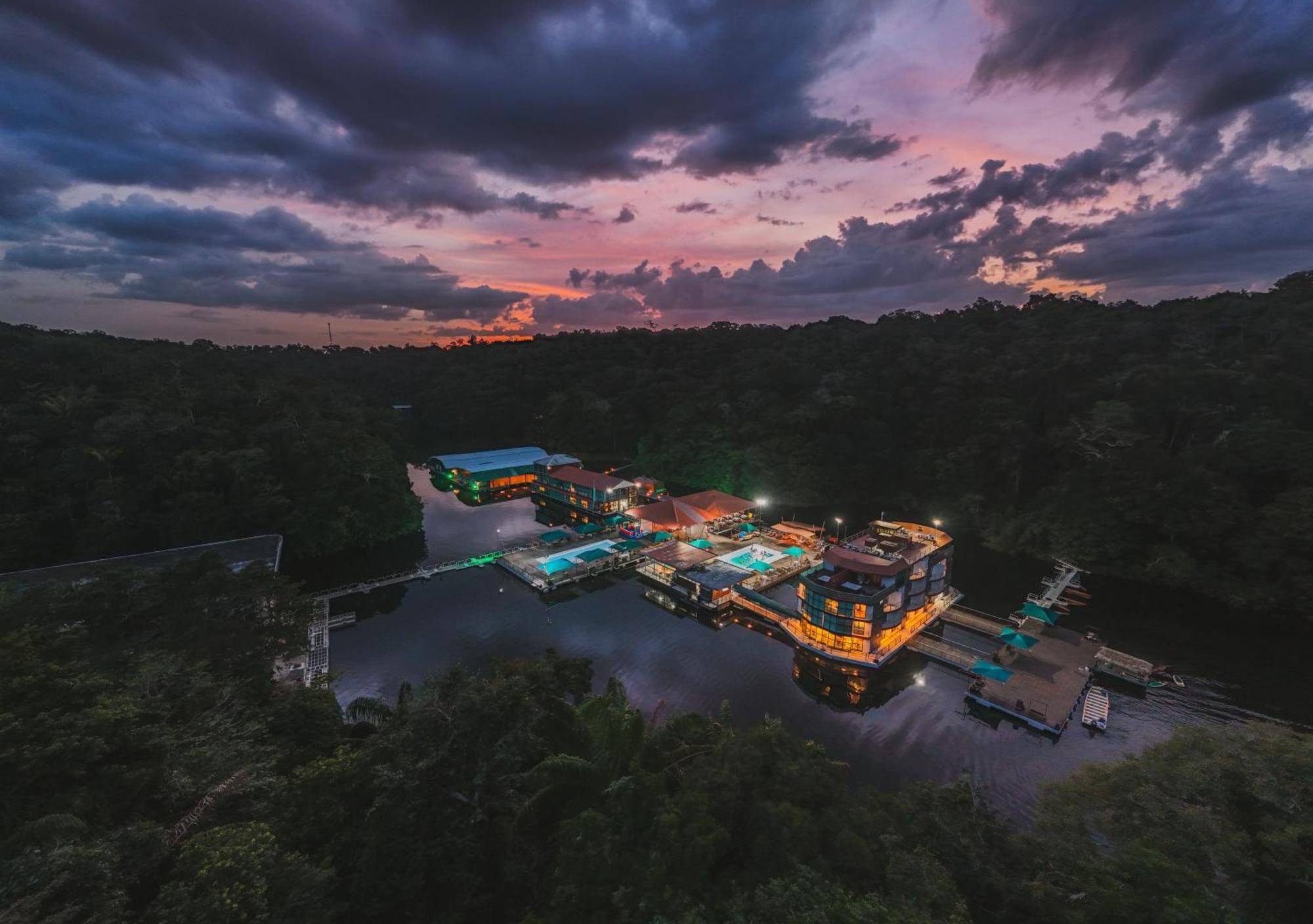 Uiara Amazon Resort มาเนาส์ ภายนอก รูปภาพ