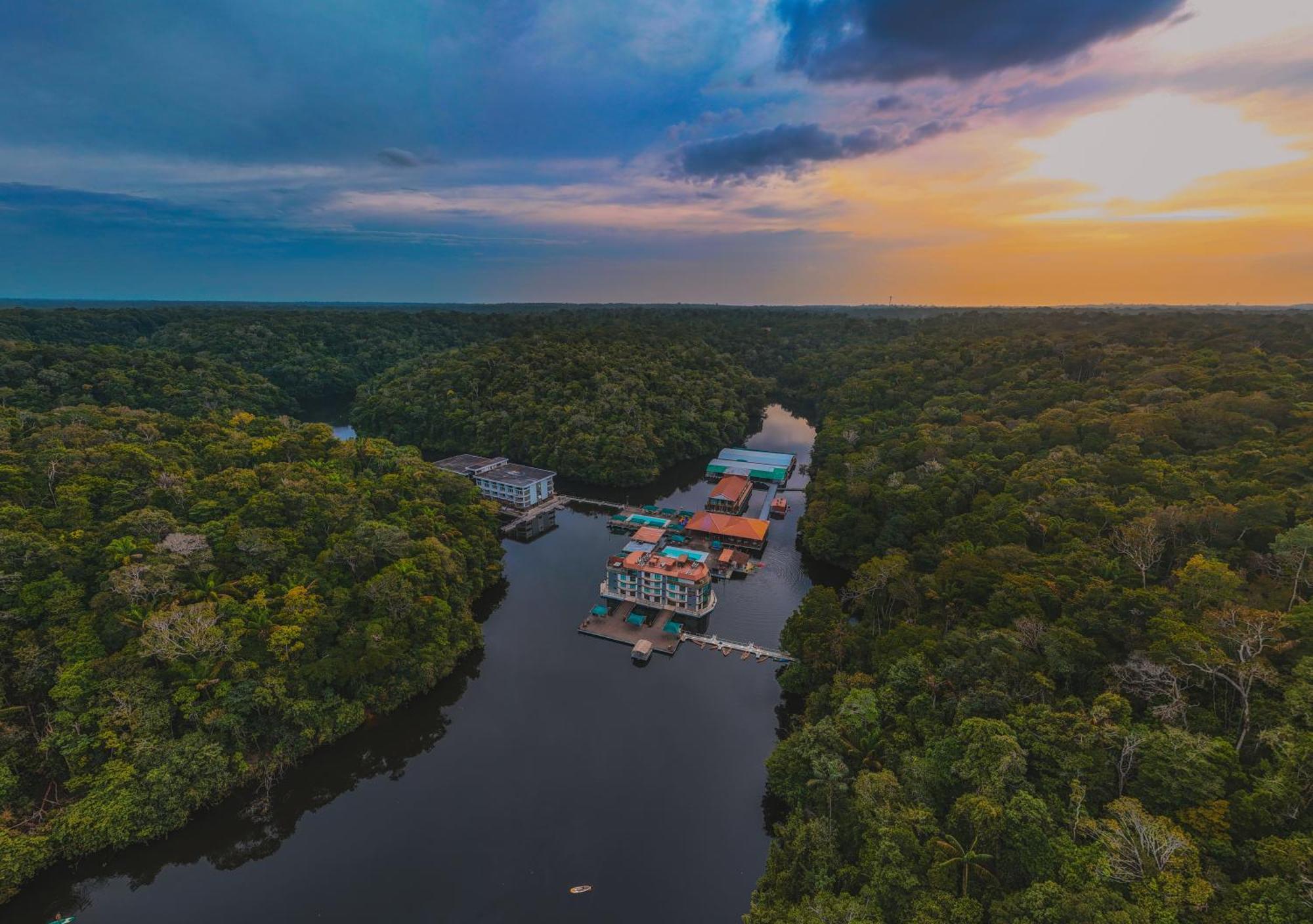 Uiara Amazon Resort มาเนาส์ ภายนอก รูปภาพ